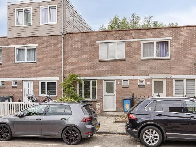 Eengezinswoning te koop in Amsterdam, Holendrecht