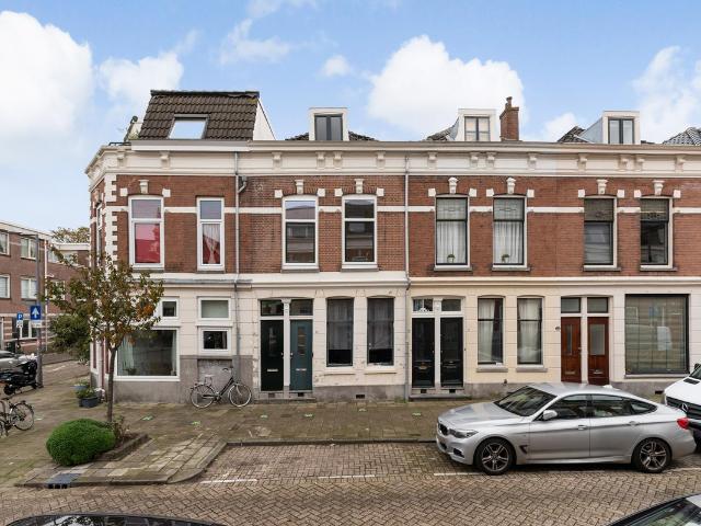 Bovenwoning te koop in Noord, Rotterdam