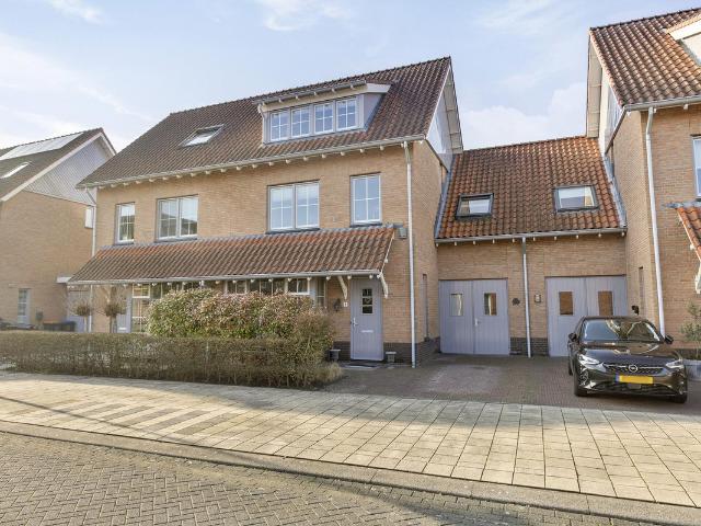 Woning te koop in Rhoon, Zuid Holland