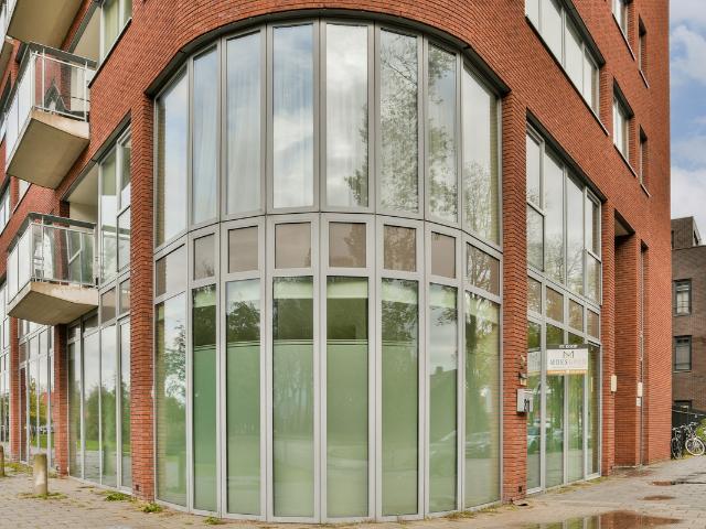 Benedenwoning te koop in Amsterdam, Noord Holland