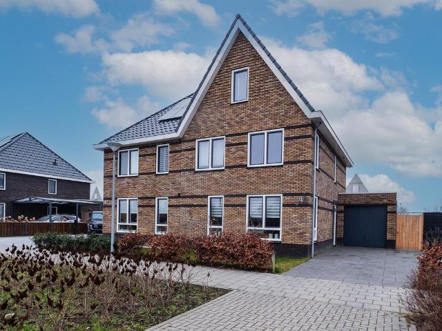 Woning te koop in Ursem, Noord Holland