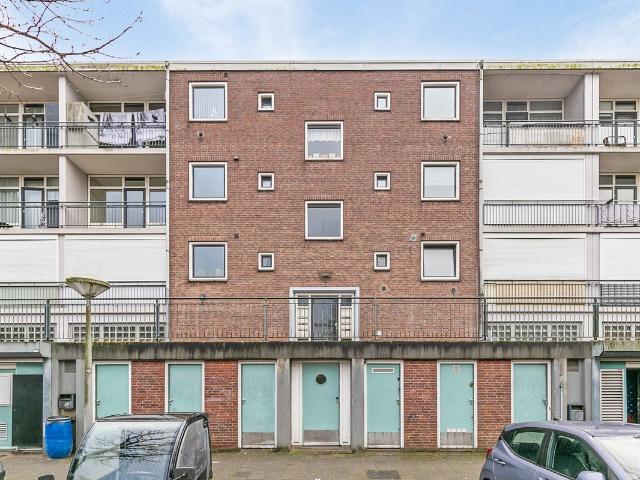 Bovenwoning te koop in Nieuw-West, Amsterdam
