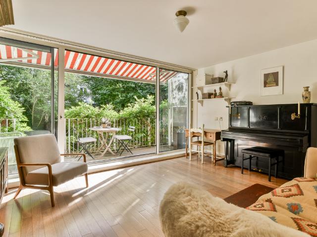 Benedenwoning te koop in Oost, Amsterdam