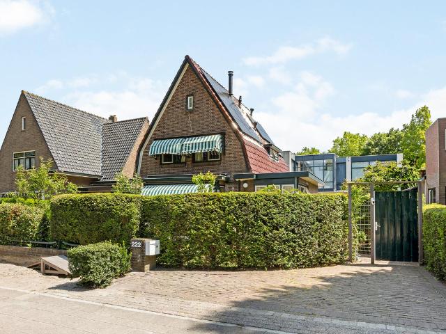 Chalet te koop in Zoetermeer, Rokkeveen