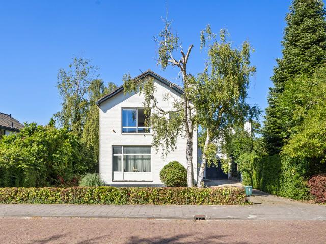 Villa te koop in 's-gravenhage, Marlot