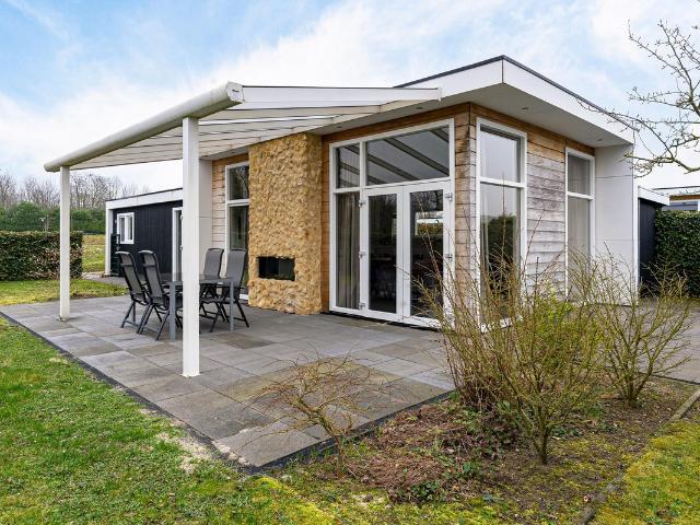 Bungalow te koop in Schin Op Geul, Limburg