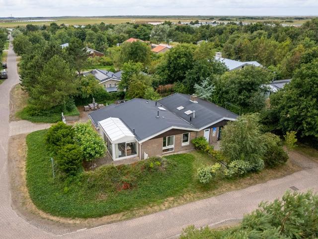Bungalow te koop in Ballum