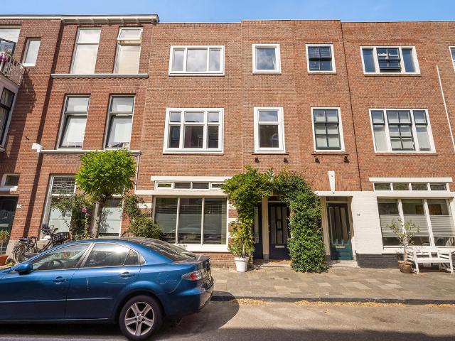 Bovenwoning te koop in Den Haag, Zuid Holland