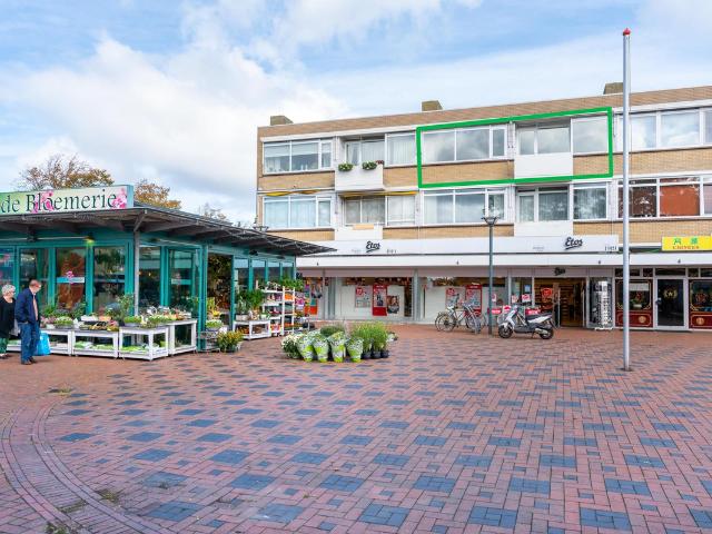 Bovenwoning te koop in Wassenaar, Zuid Holland