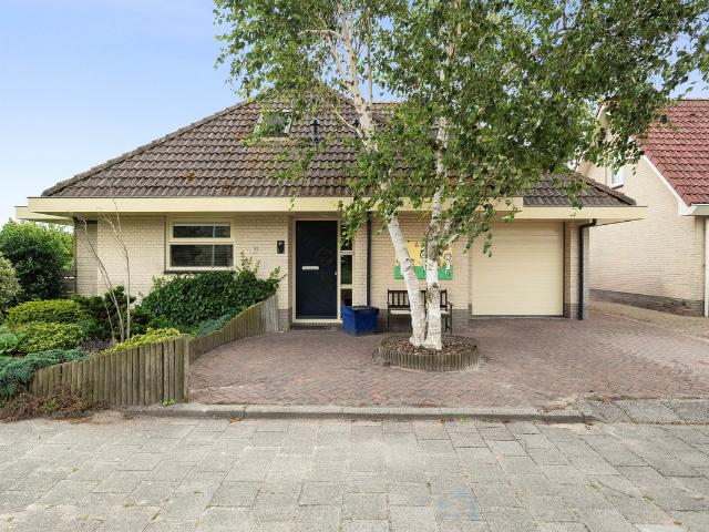 Eengezinswoning te koop in Julianadorp