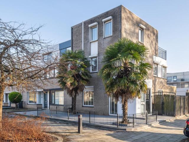 Woning te koop in Ridderkerk, Zuid Holland