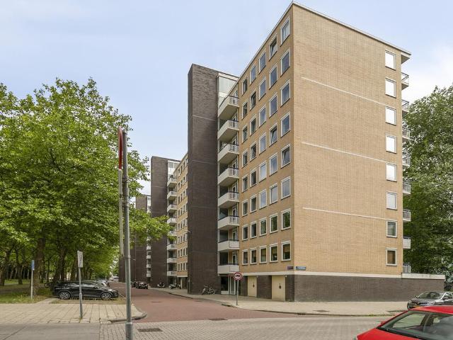 Bovenwoning te koop in Amsterdam, Buitenveldert
