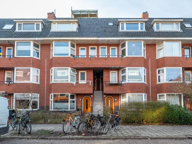 Bovenwoning te koop in Helpman, Groningen