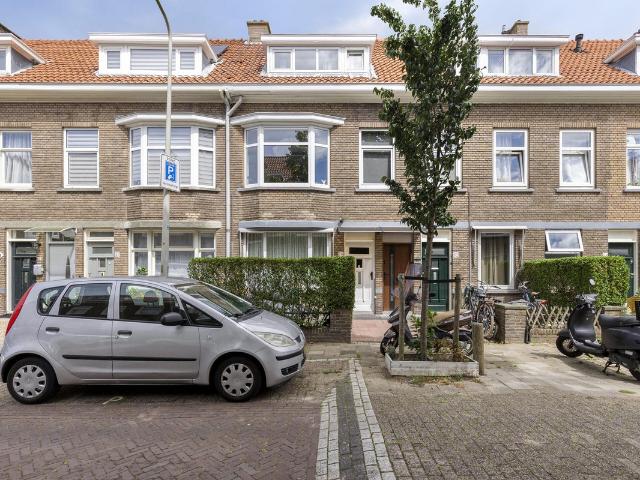 Bovenwoning te koop in 's-gravenhage, Spoorwijk