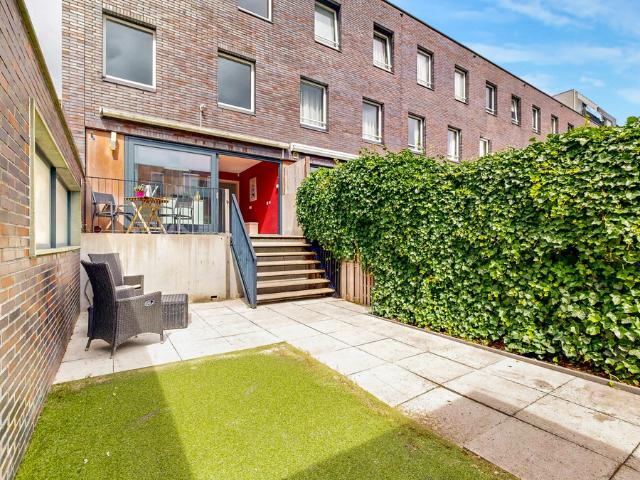 Eengezinswoning te koop in Amsterdam, Nieuw-West
