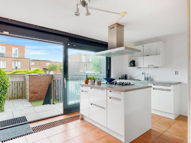 Eengezinswoning te koop in Sloten, Amsterdam