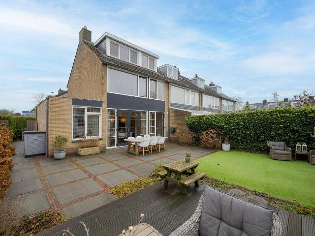 Woning te koop in Voorschoten, Zuid Holland