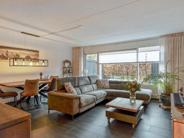 Dubbele Bovenwoning te koop in Maastricht-West, Limburg