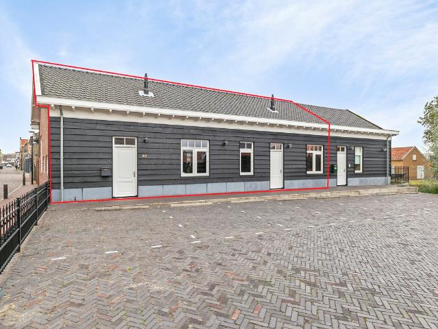 Woning te koop in Middelharnis, Zuid Holland