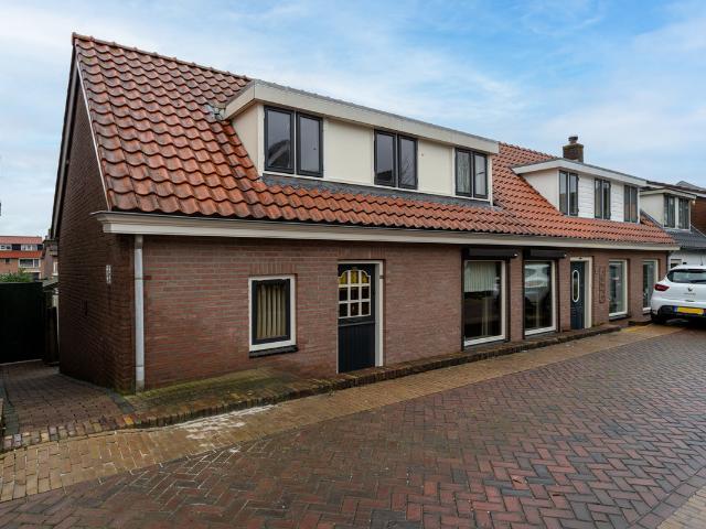 Woning te koop in Werkendam, Noord Brabant