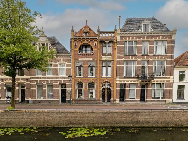 Geschakelde Woning te koop