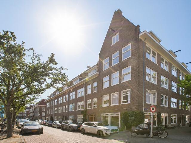 Bovenwoning te koop in Amsterdam, Oud-Zuid