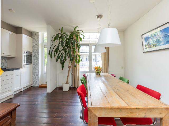 Bovenwoning te koop in Rotterdam, Middelland