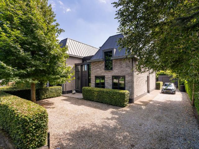 Chalet te koop in Barendrecht, Zuid Holland