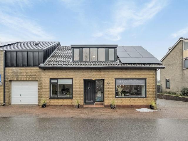 Woning te koop in Smitshoek, Barendrecht