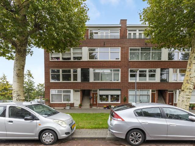 Bovenwoning te koop in Oud-Charlois, Rotterdam