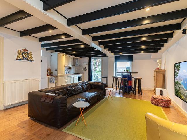 Benedenwoning te koop in Groot-ammers, Zuid Holland