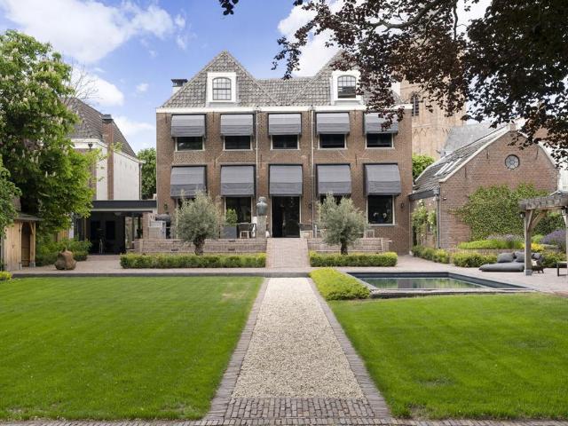 Tussenwoning te koop in Noordwijk, Zuid Holland