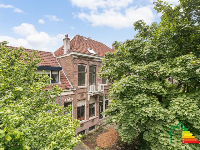Bovenwoning te koop in Arnhem, Velperweg-Noord