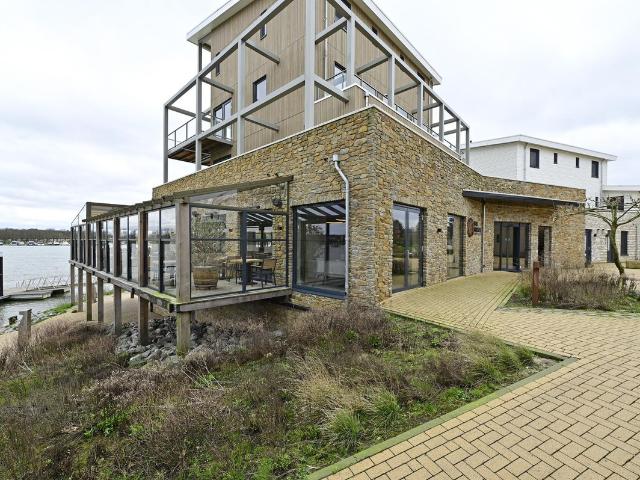 Dubbele Bovenwoning te koop in Well, Limburg