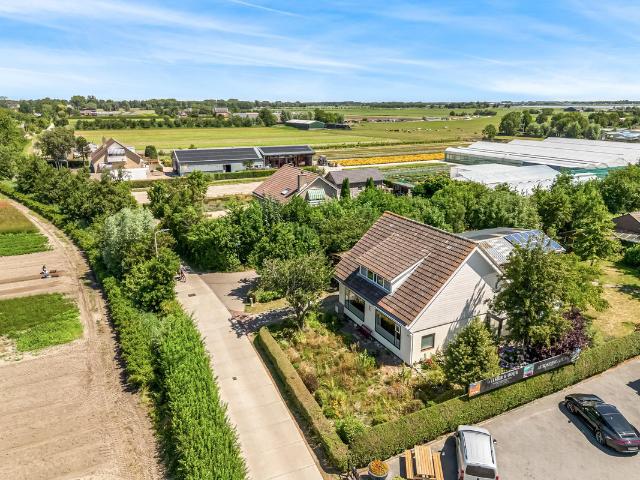 Landhuis te koop in Warmond