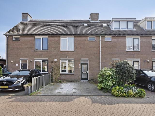 Eengezinswoning te koop in Lisse