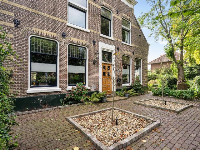 Eengezinswoning te koop in Weerestein, Hillegom