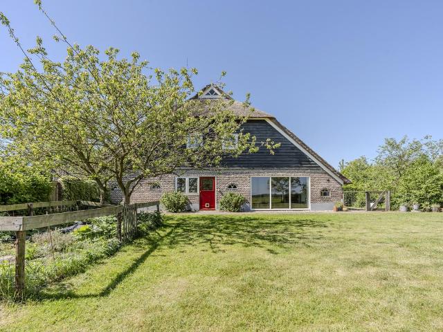 Woonboerderij te koop in Ruinerwold