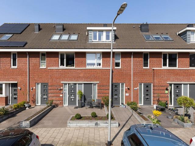 Bovenwoning te koop in Barendrecht, Ter Leede