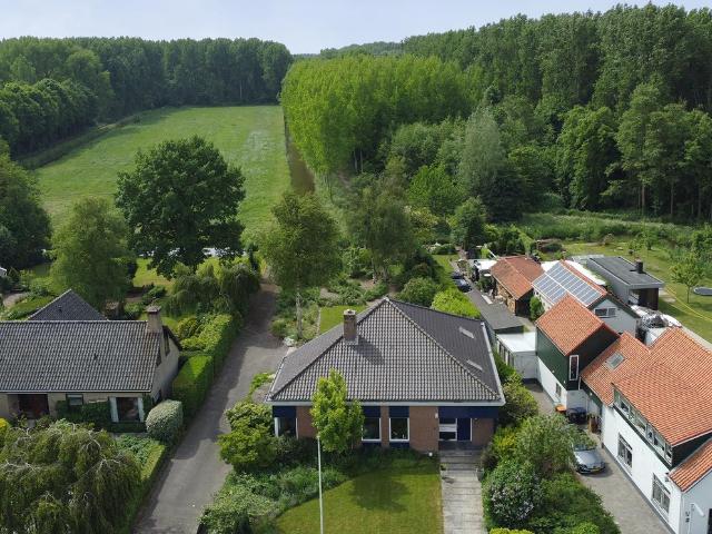 Villa te koop in Oud-alblas