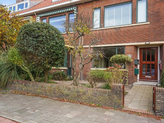 Benedenwoning te koop in Voorburg, Zuid Holland