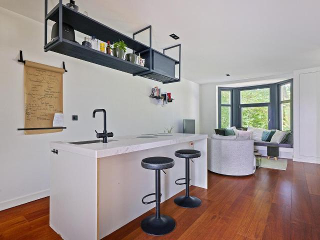 Bovenwoning te koop in Zuid, Amsterdam