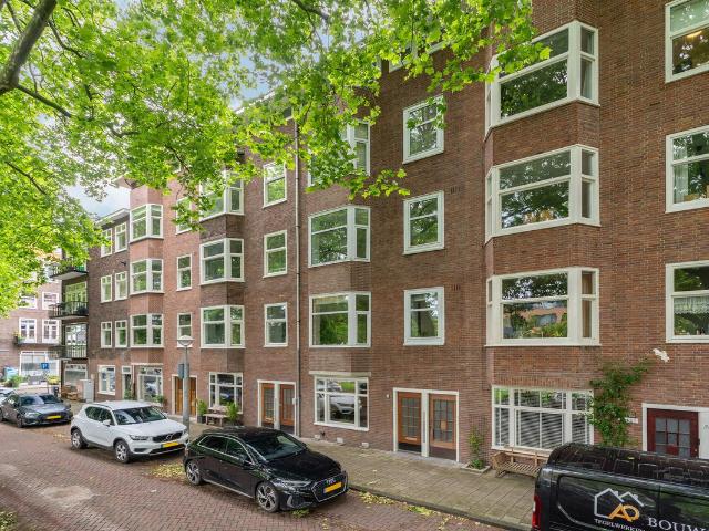 Benedenwoning te koop in Amsterdam, Oud-Zuid