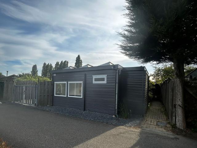 Bungalow te koop in Den Haag, Zuid Holland