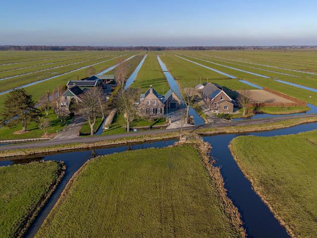 Villa te koop in Lekkerkerk Villa te koop in Lekkerkerk