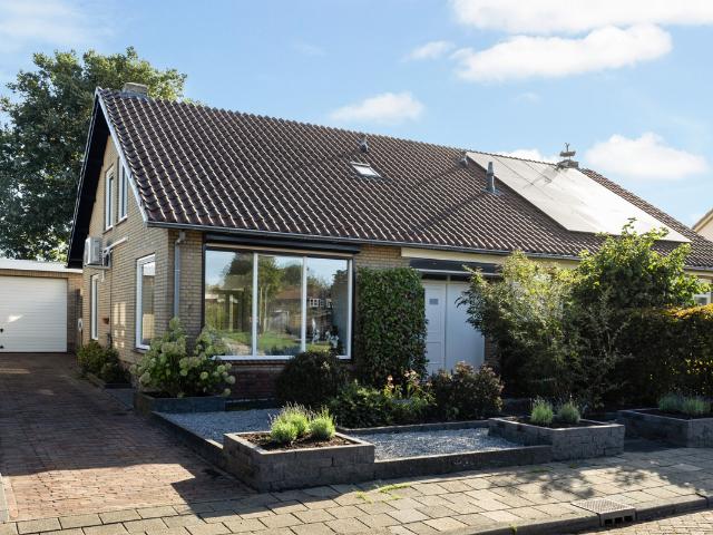 Woning te koop in Beesd, Gelderland