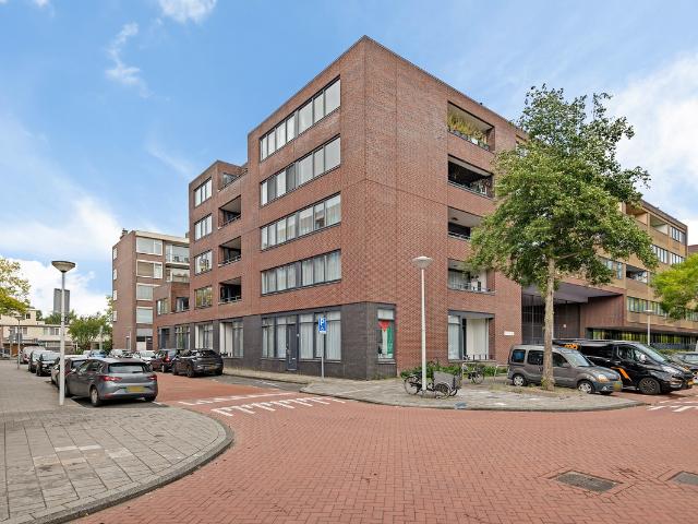 Studio te koop in Geuzenveld, Amsterdam