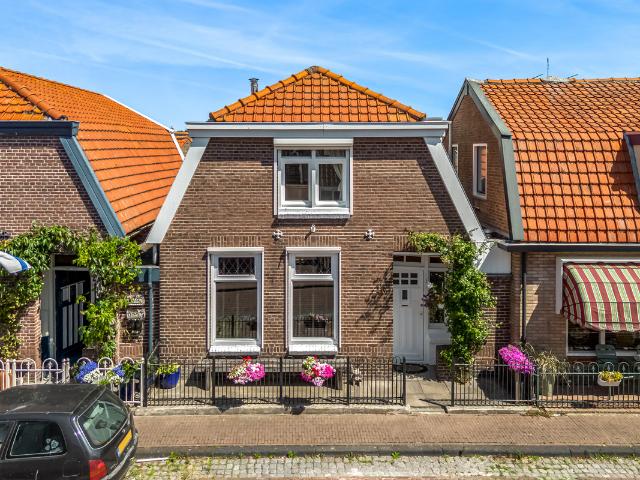 Eengezinswoning te koop in Urk, Urk-Noord