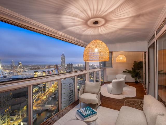 Penthouse te koop in Rotterdam, Stadsdriehoek