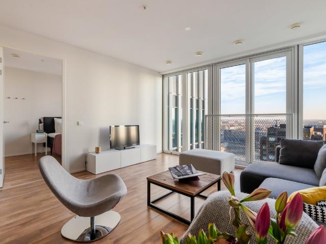 Bovenwoning te koop in Kop van Zuid, Rotterdam